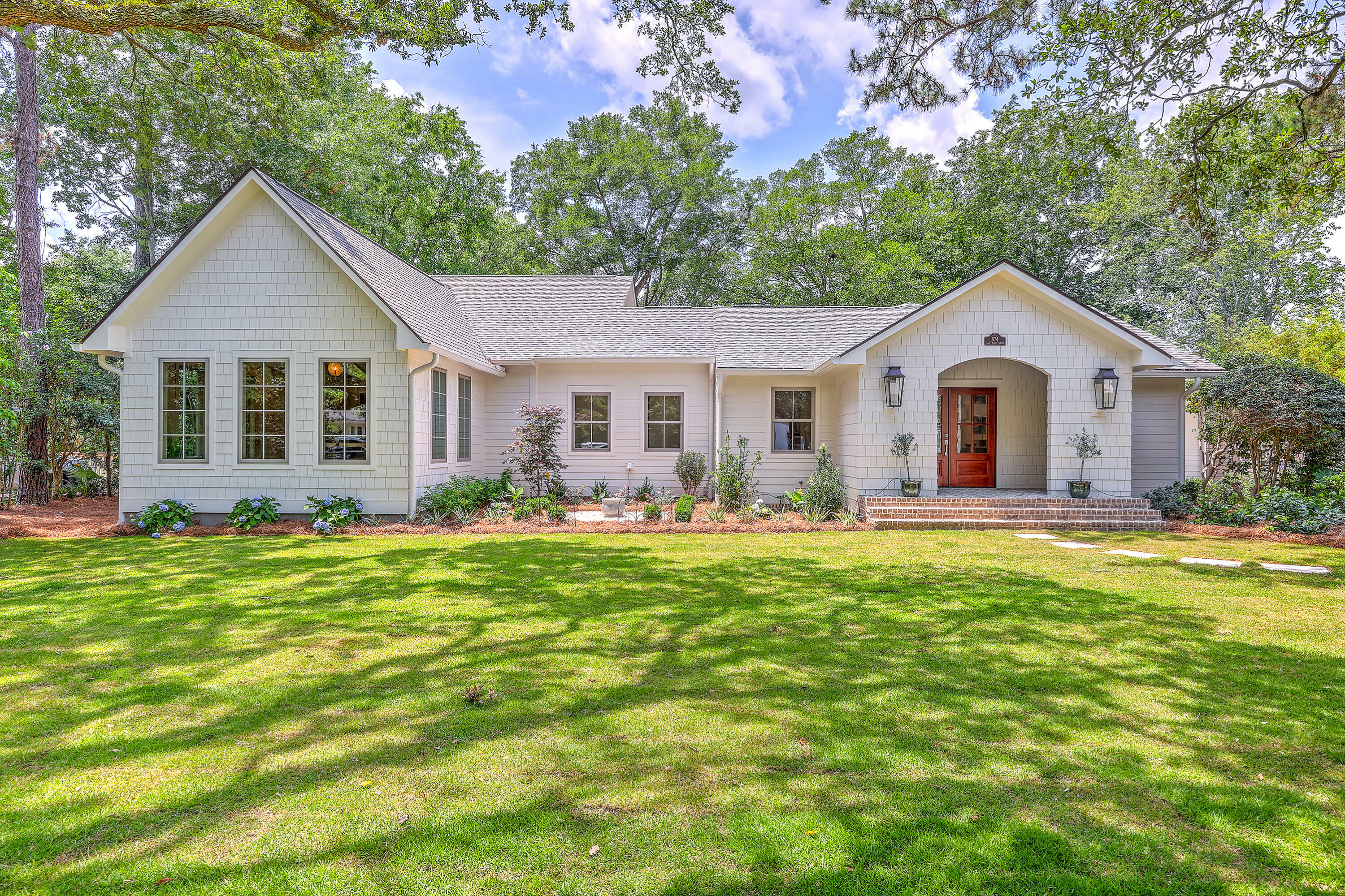Property Photo: 974 Cliffwood Drive SC 29464