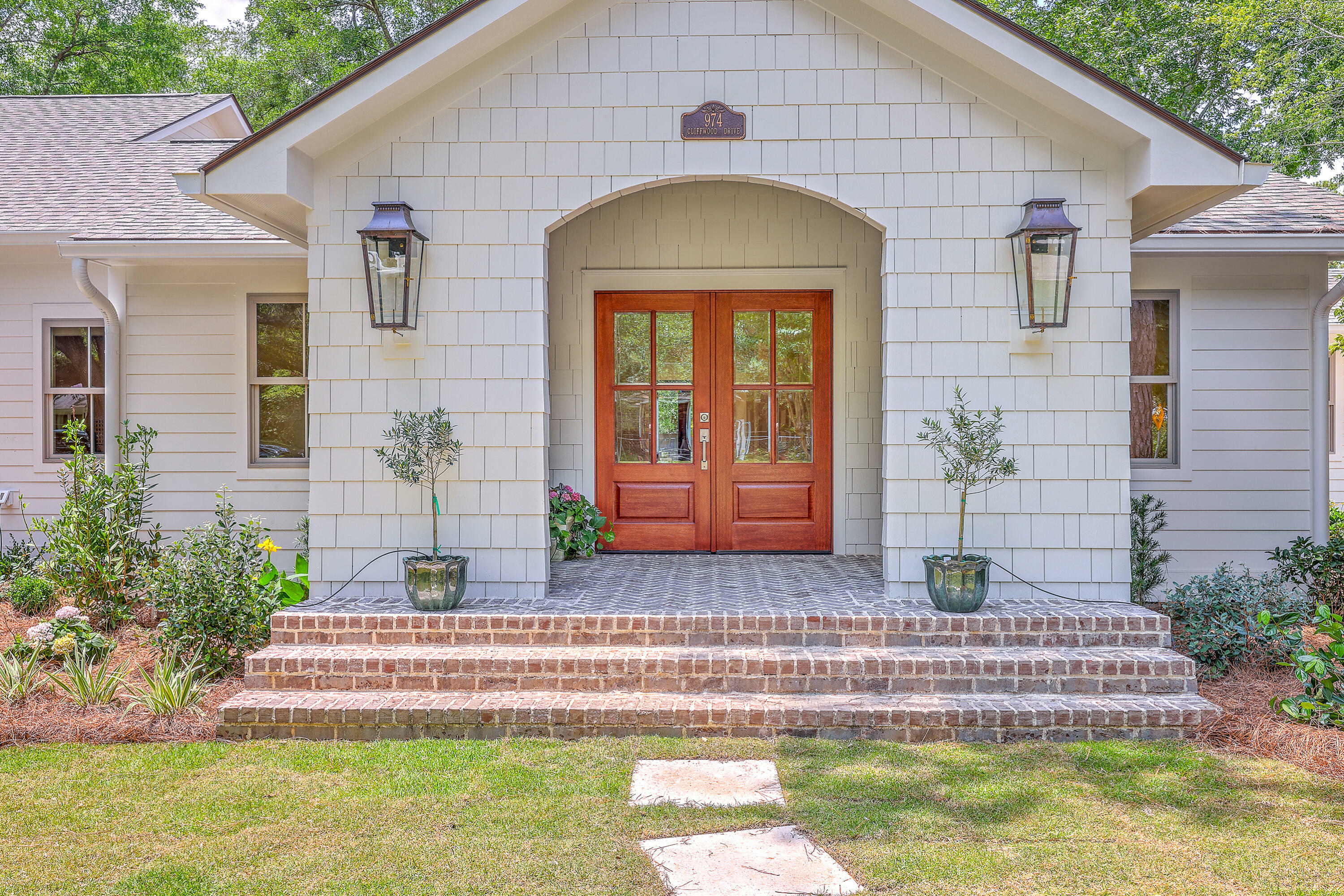 974 Cliffwood Drive  Mount Pleasant SC 29464 photo