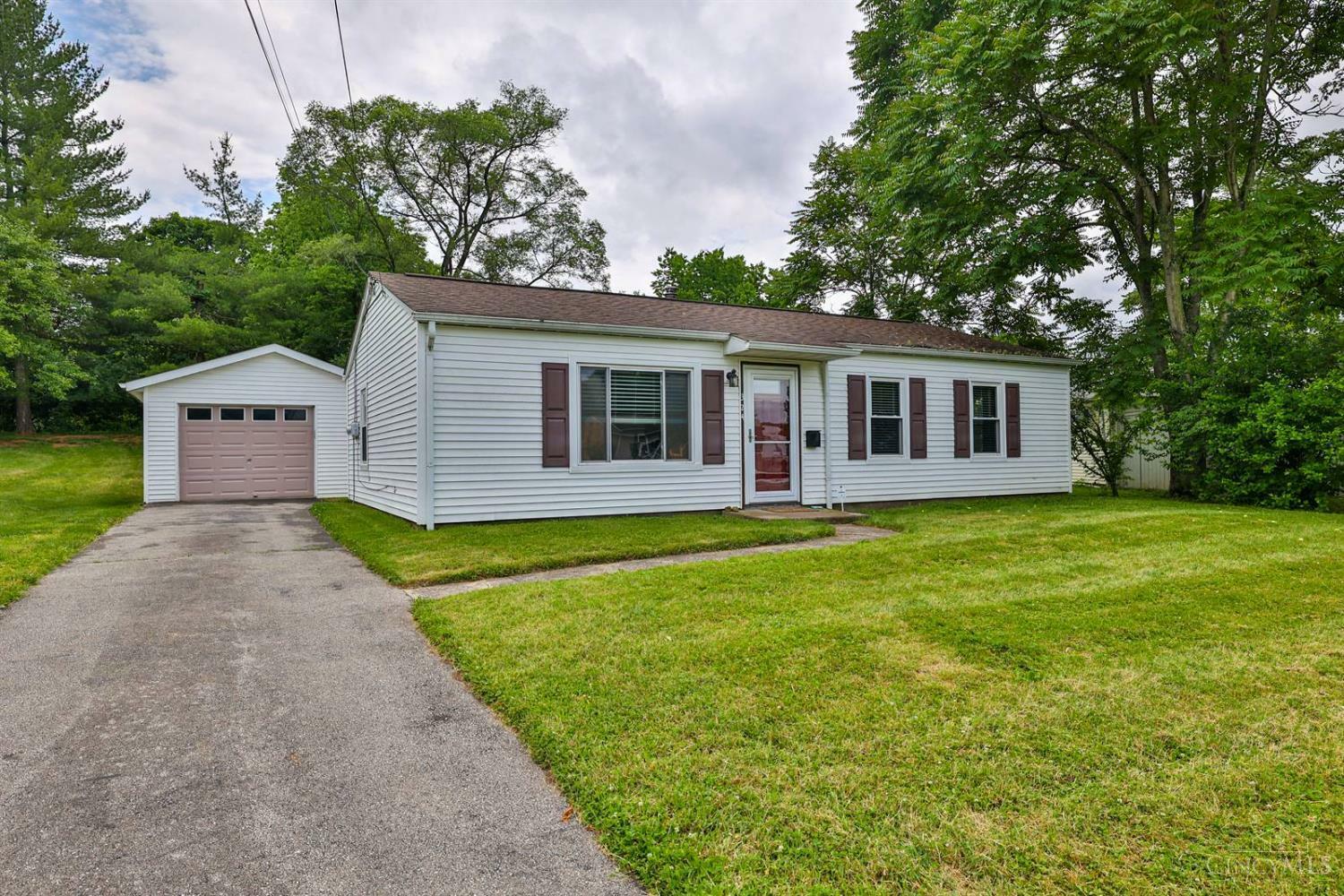 Property Photo:  324 Weathervane Lane  OH 45030 