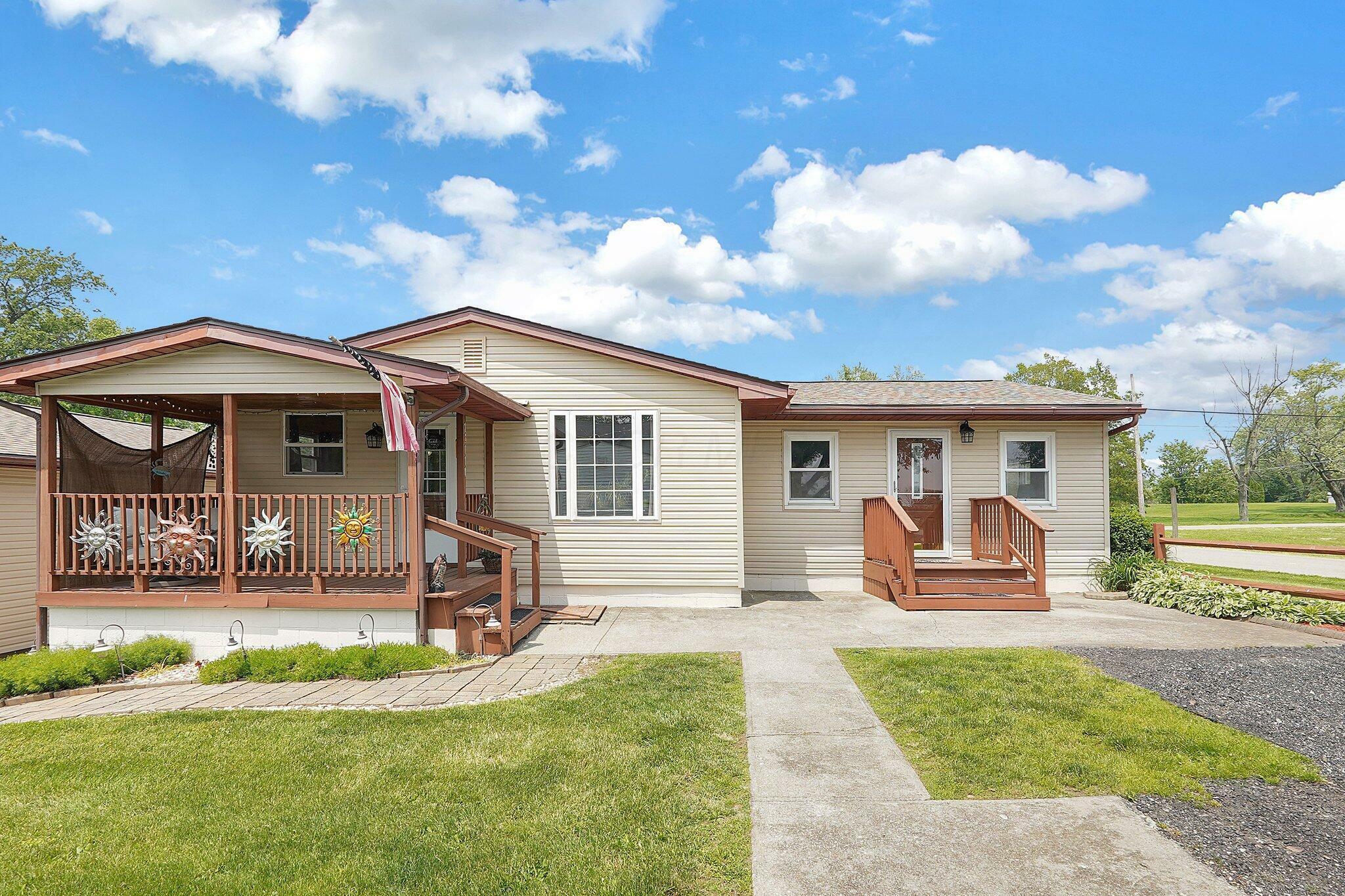 Property Photo:  13111 King NE Road  OH 43076 