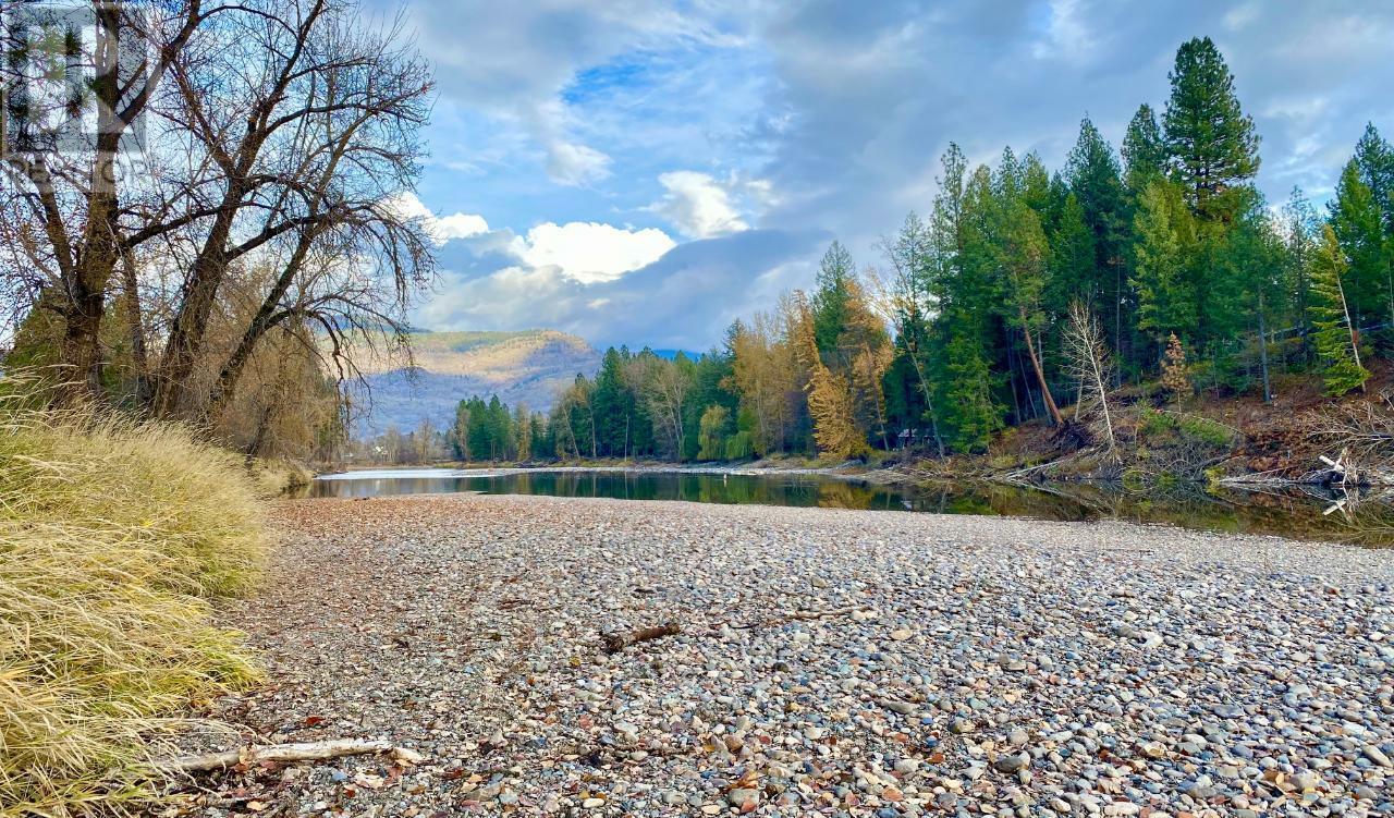 Property Photo: 2338 Kettle River Drive BC V0H 1H0