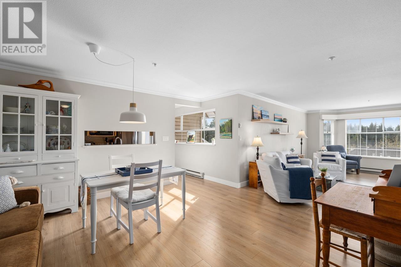 Property Photo: 1000 Bowron Court 610 BC V7H 2W1