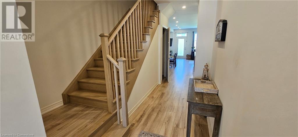 Property Photo:  11 Gledhill Crescent  ON N1T 0G2 