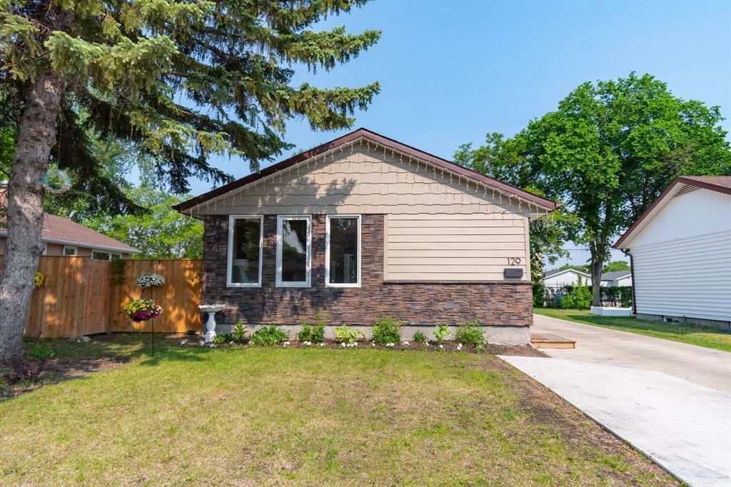 Property Photo: 129 Sophia Street MB R1A 1X9