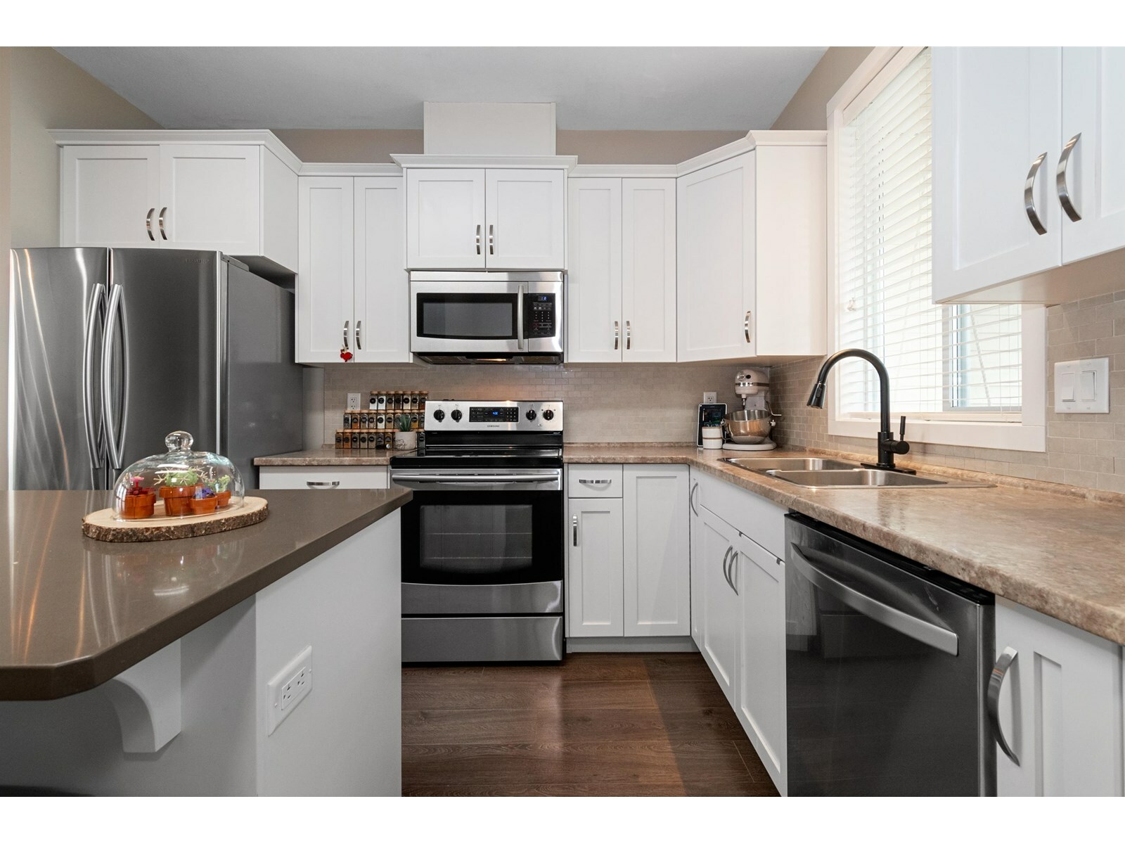 Property Photo:  1640 Mackay Crescent 5  BC V0M 1A3 