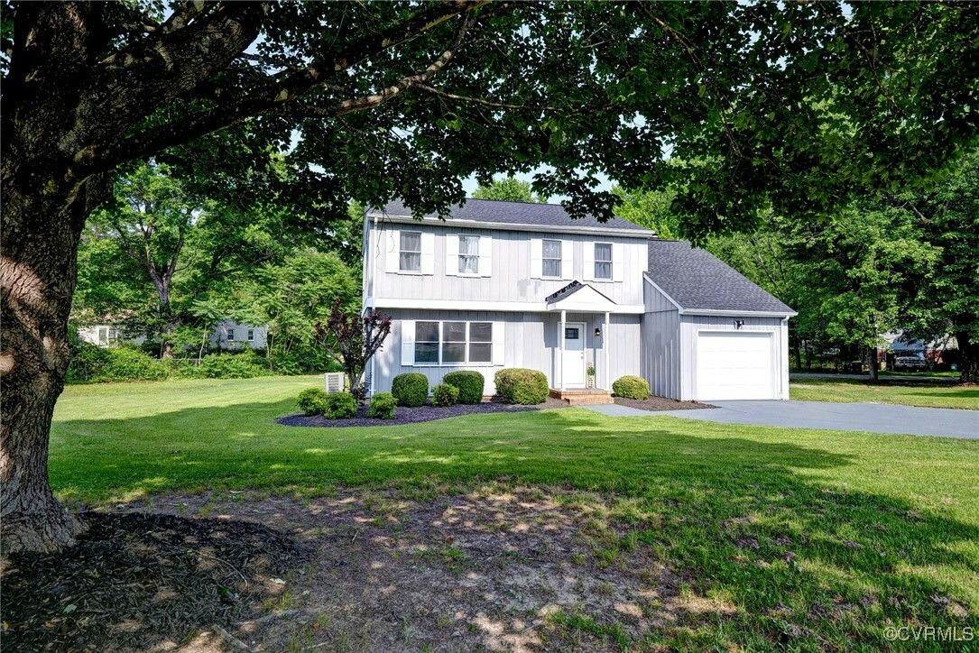 Property Photo: 114 Astrid Lane VA 23188