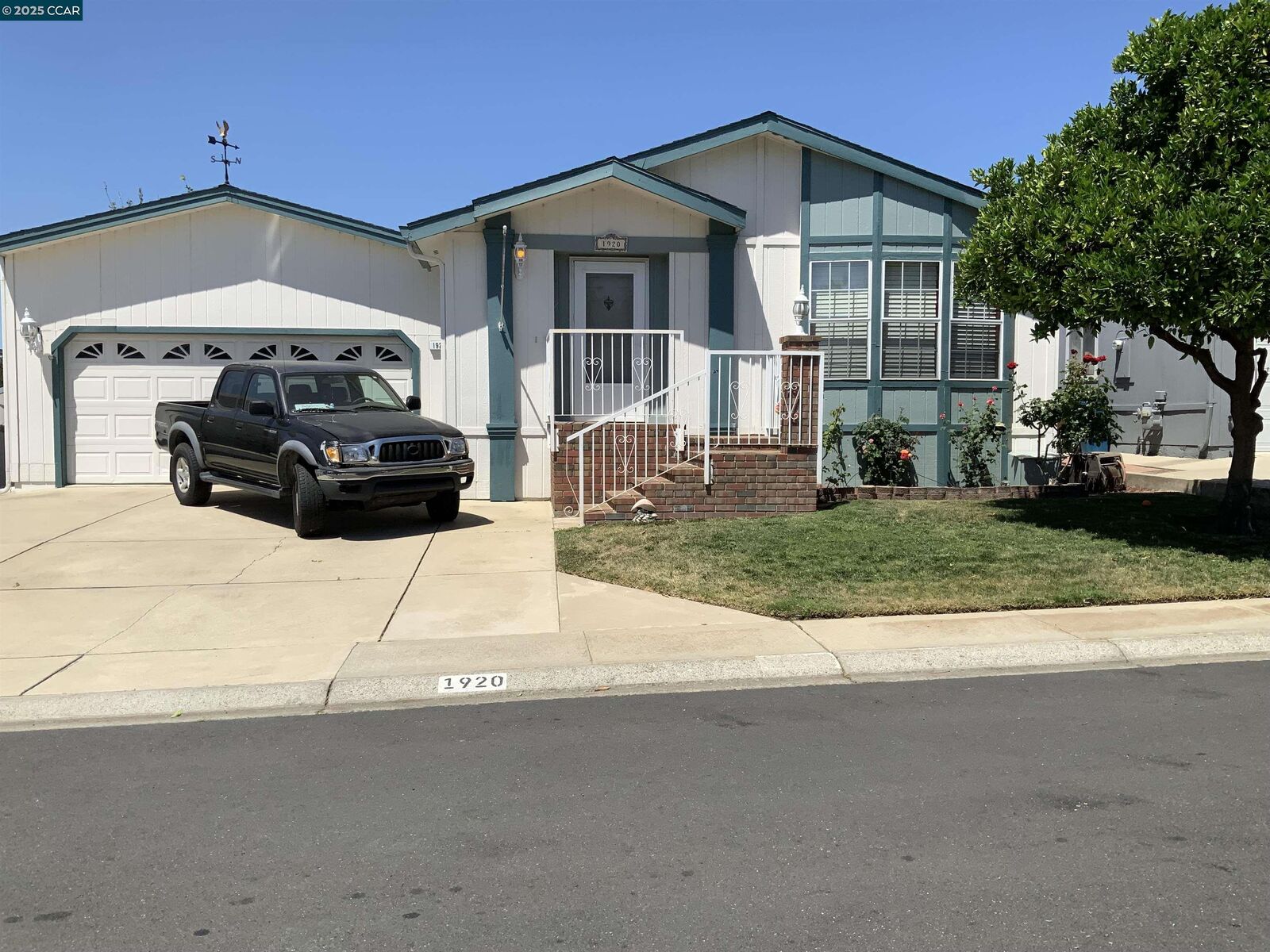 Property Photo:  1920 Geneva Ln  CA 94509 