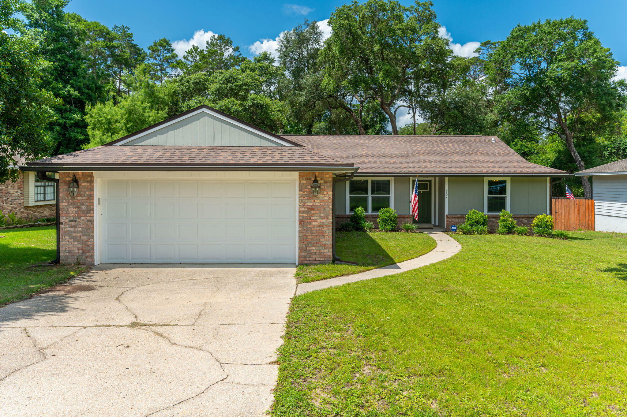 637 Caribbean Way  Niceville FL 32578 photo