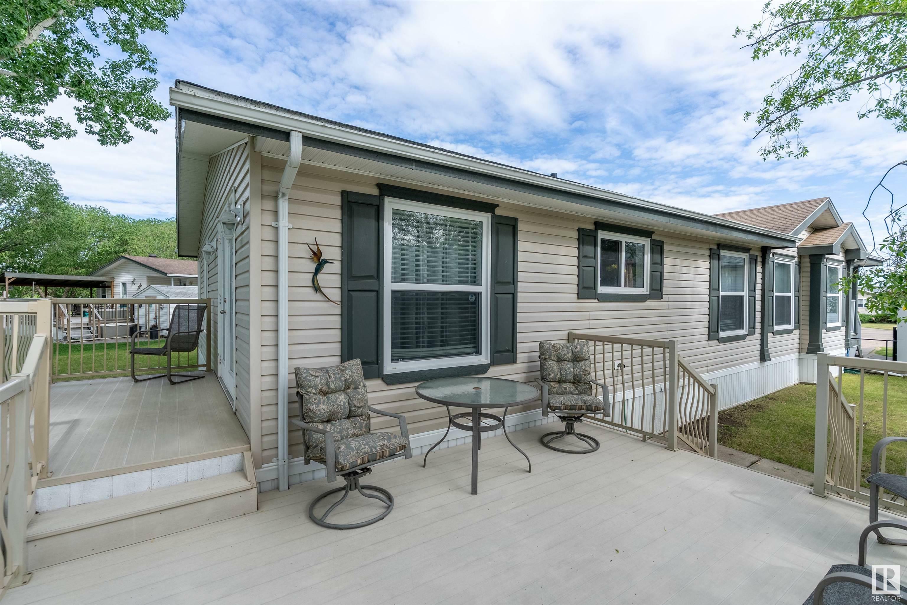 Property Photo: 53222 Rge Rd 272 1207 AB T7X 4K4