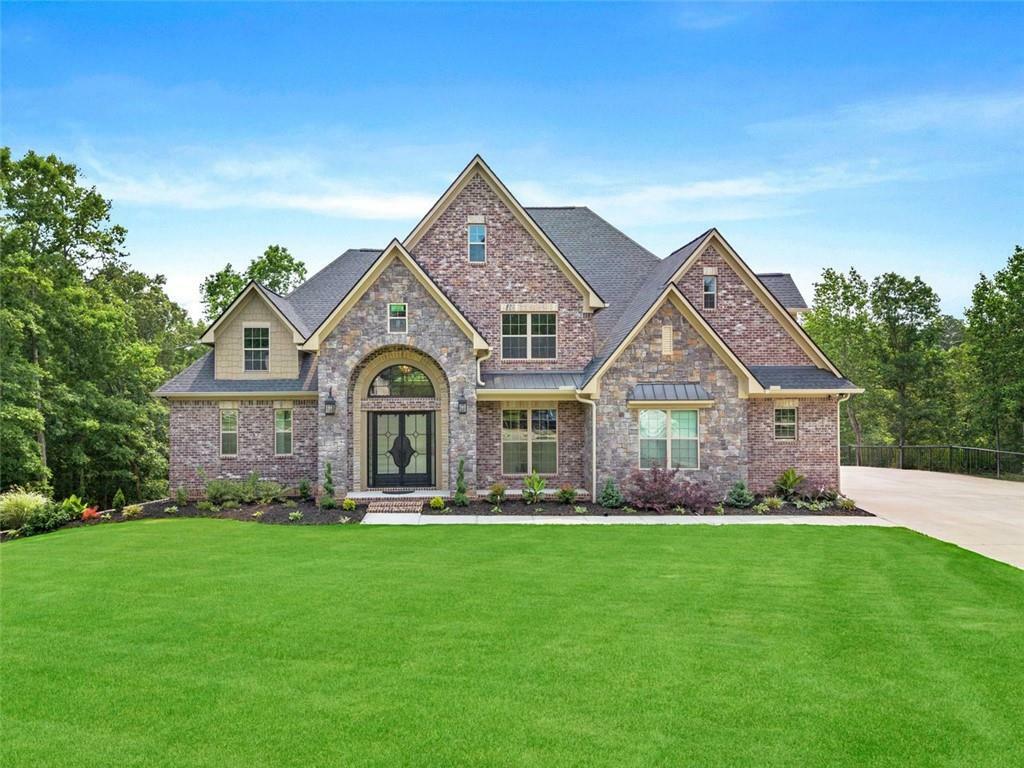 Property Photo: 7519 Waterview Cove GA 30135