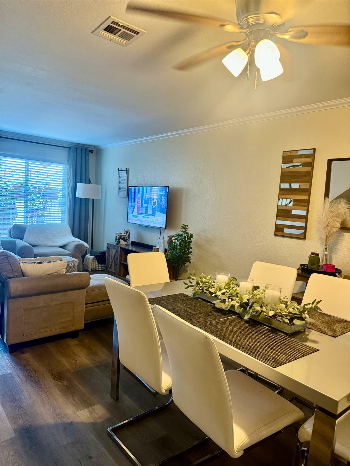Property Photo: 7166 N Fruit Avenue 160 CA 93711