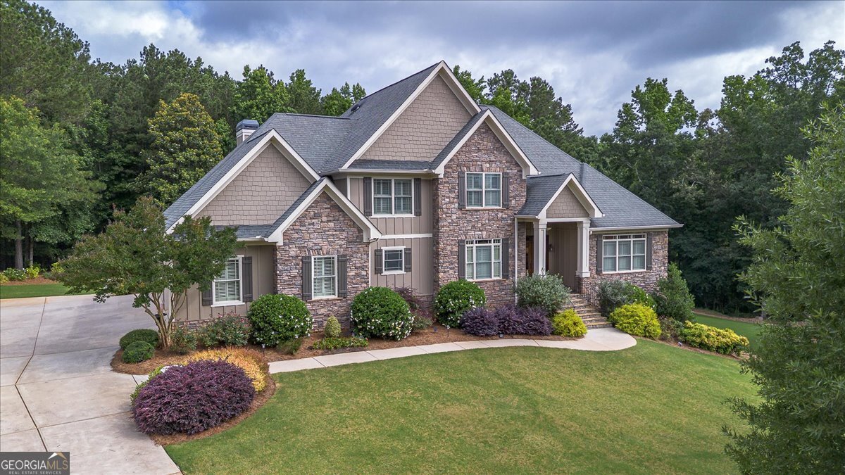 Property Photo: 2481 Lakewood Manor Drive GA 30606