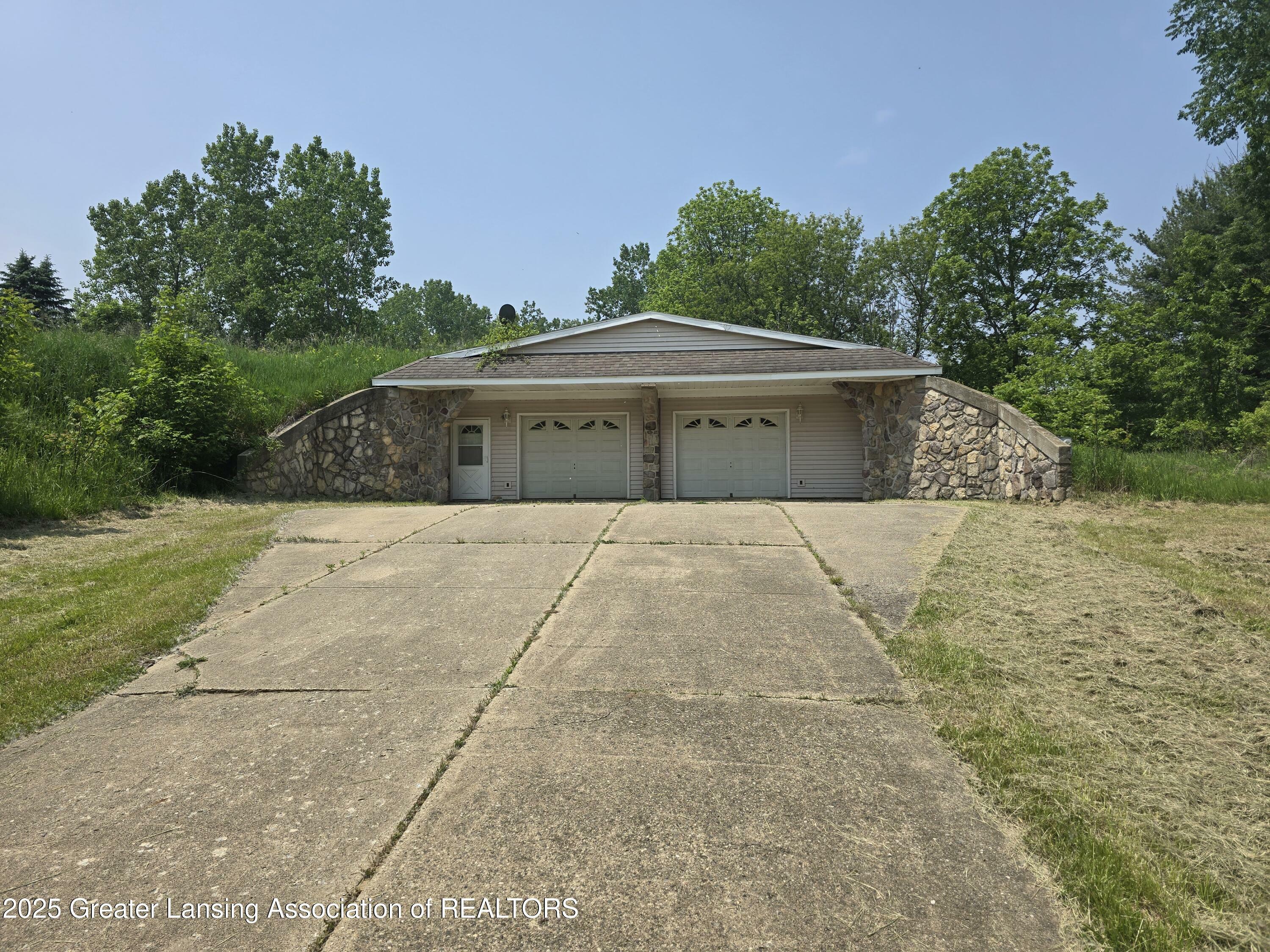 Property Photo: 6322 Springport Road MI 48827