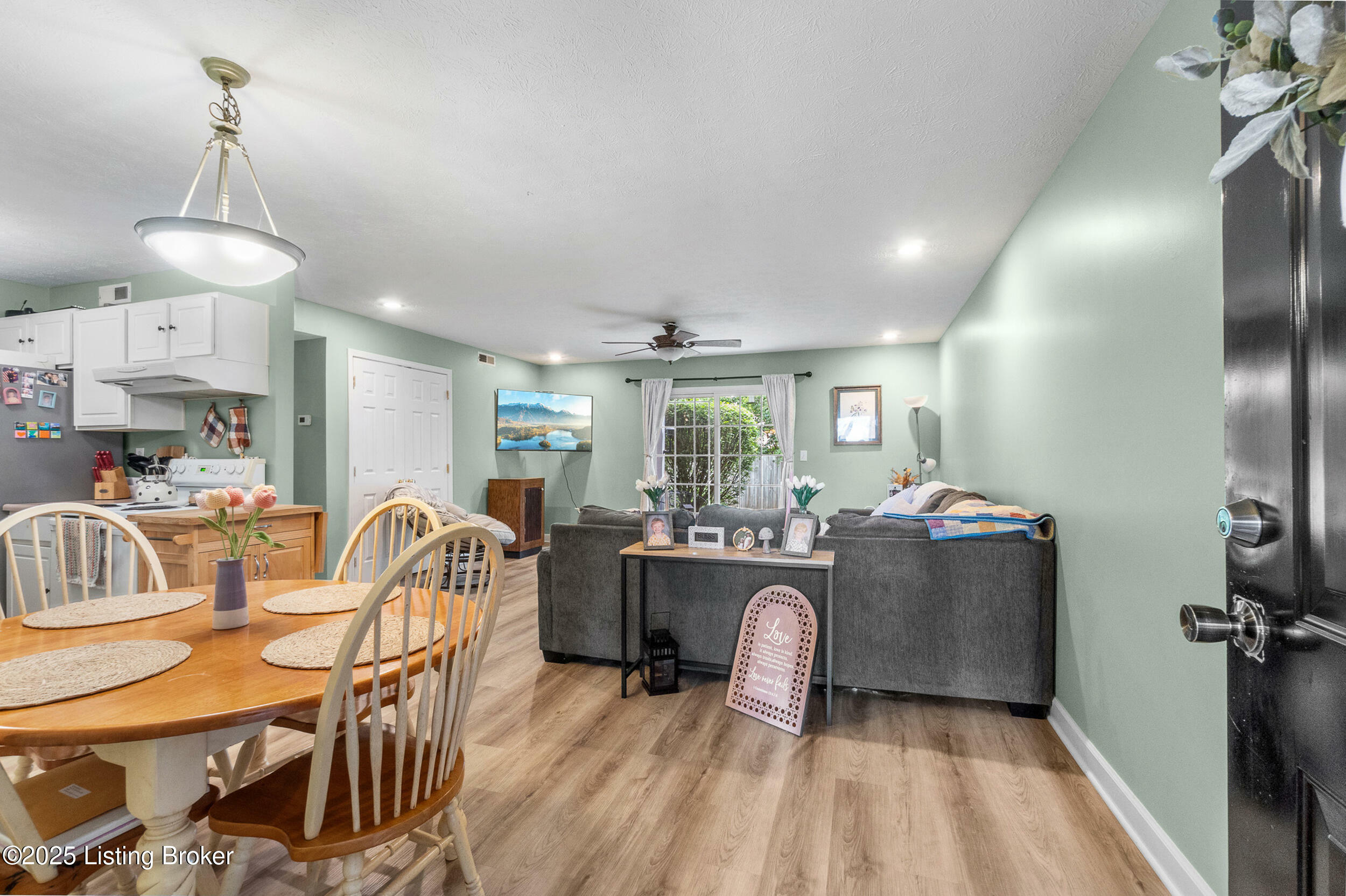 Property Photo: 165 Central Blvd Apt 51 KY 40047