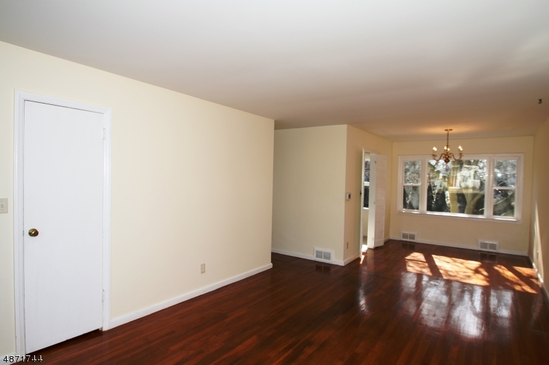Property Photo: 32 Fellswood Dr NJ 07039