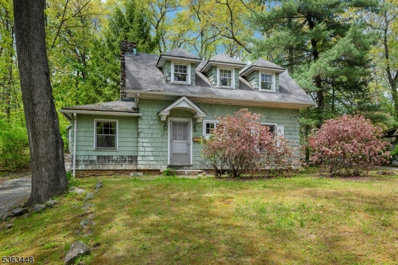 Property Photo: 27 Woodland Ave NJ 07046