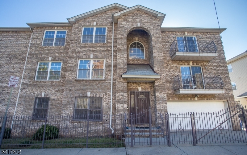 Property Photo: 90 W Kinney St 3 NJ 07102