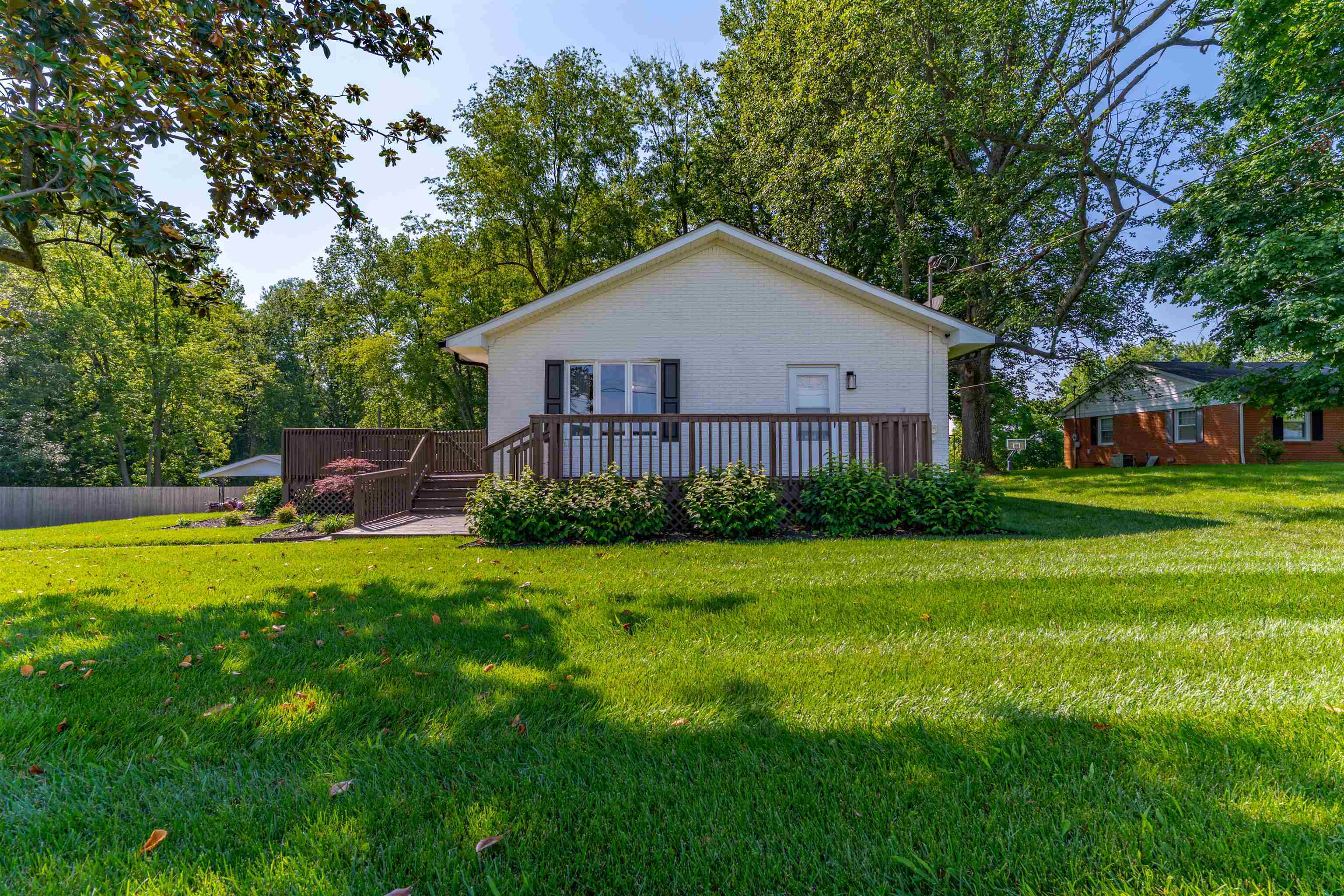 Property Photo: 9675 Hwy 1078 N KY 42420