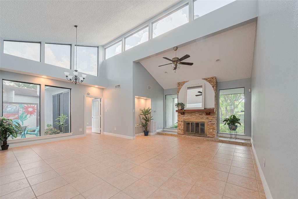 Property Photo: 7655 S Braeswood Boulevard 3 TX 77071