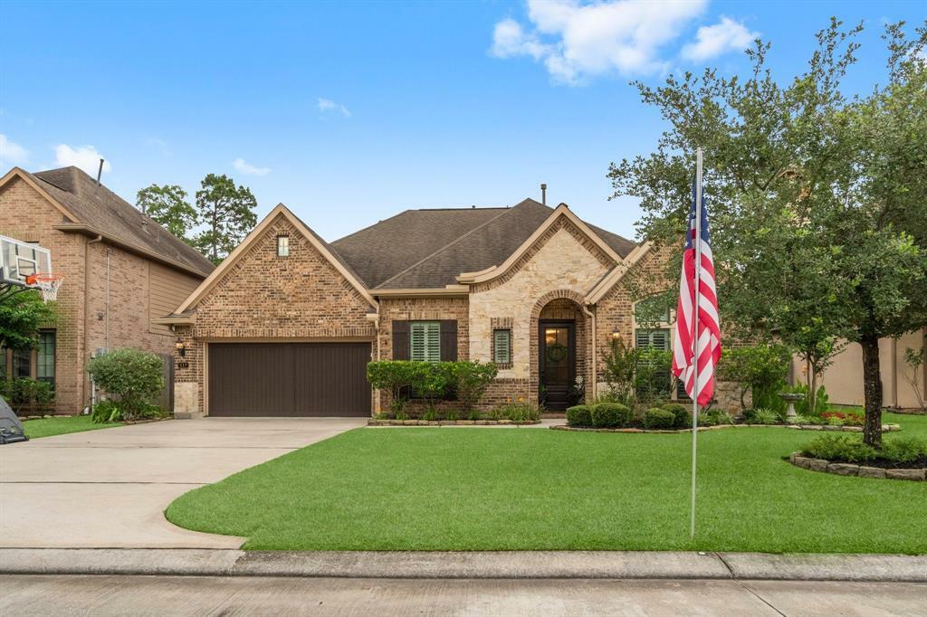 Property Photo: 117 Silverstone Lane TX 77384