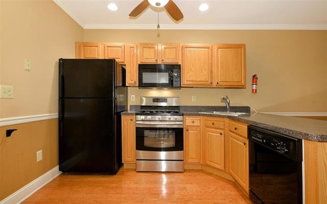 Property Photo: 725 Jefferson St 9 NJ 07030