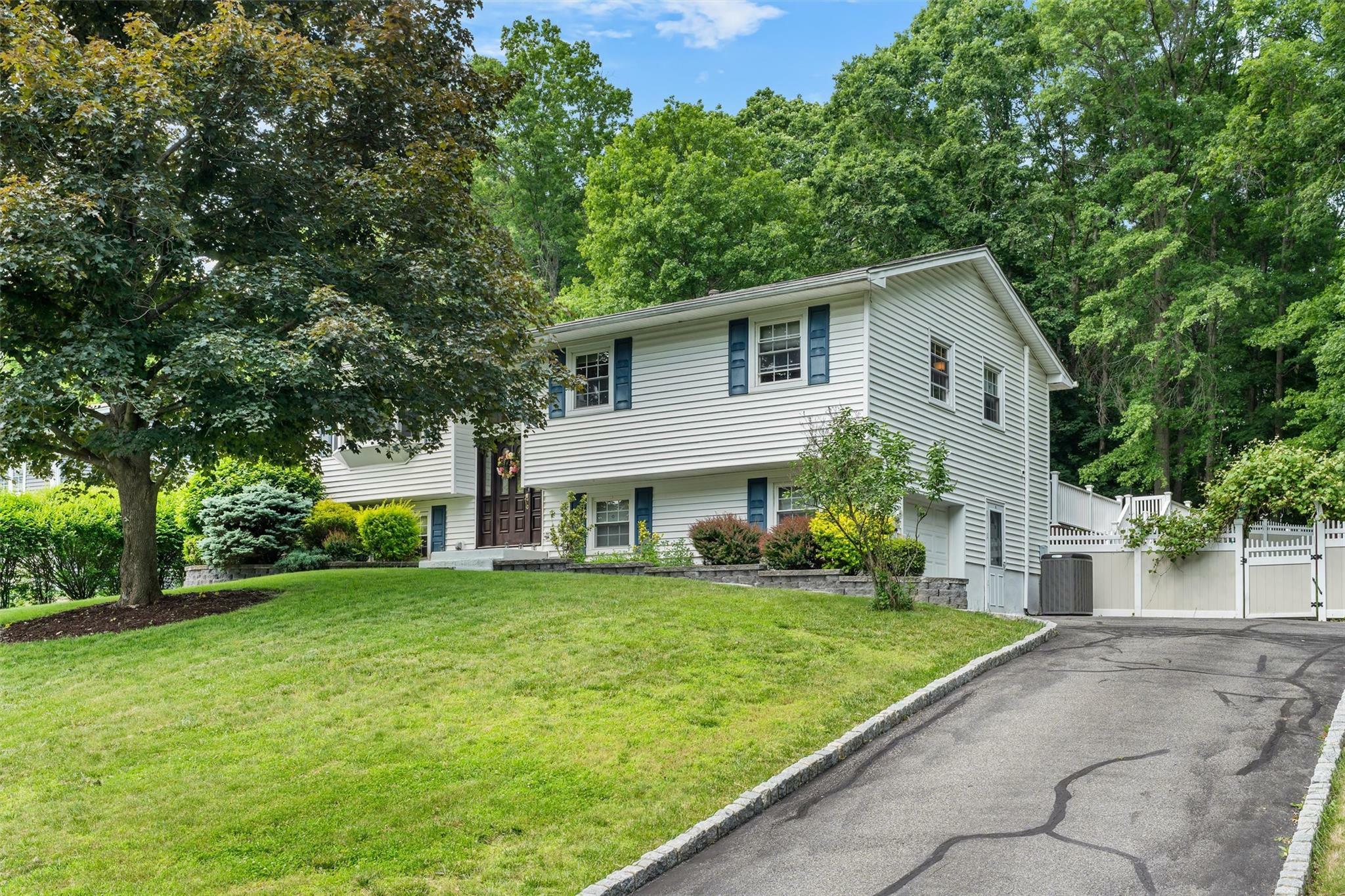 Property Photo: 154 Meadow Lark Road NY 12549