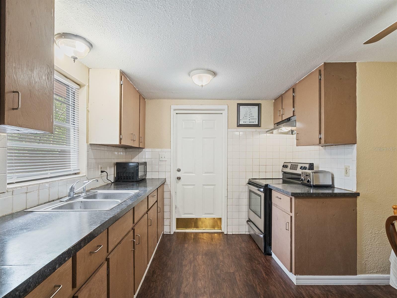 Property Photo: 20703 Old Trilby Road FL 33523