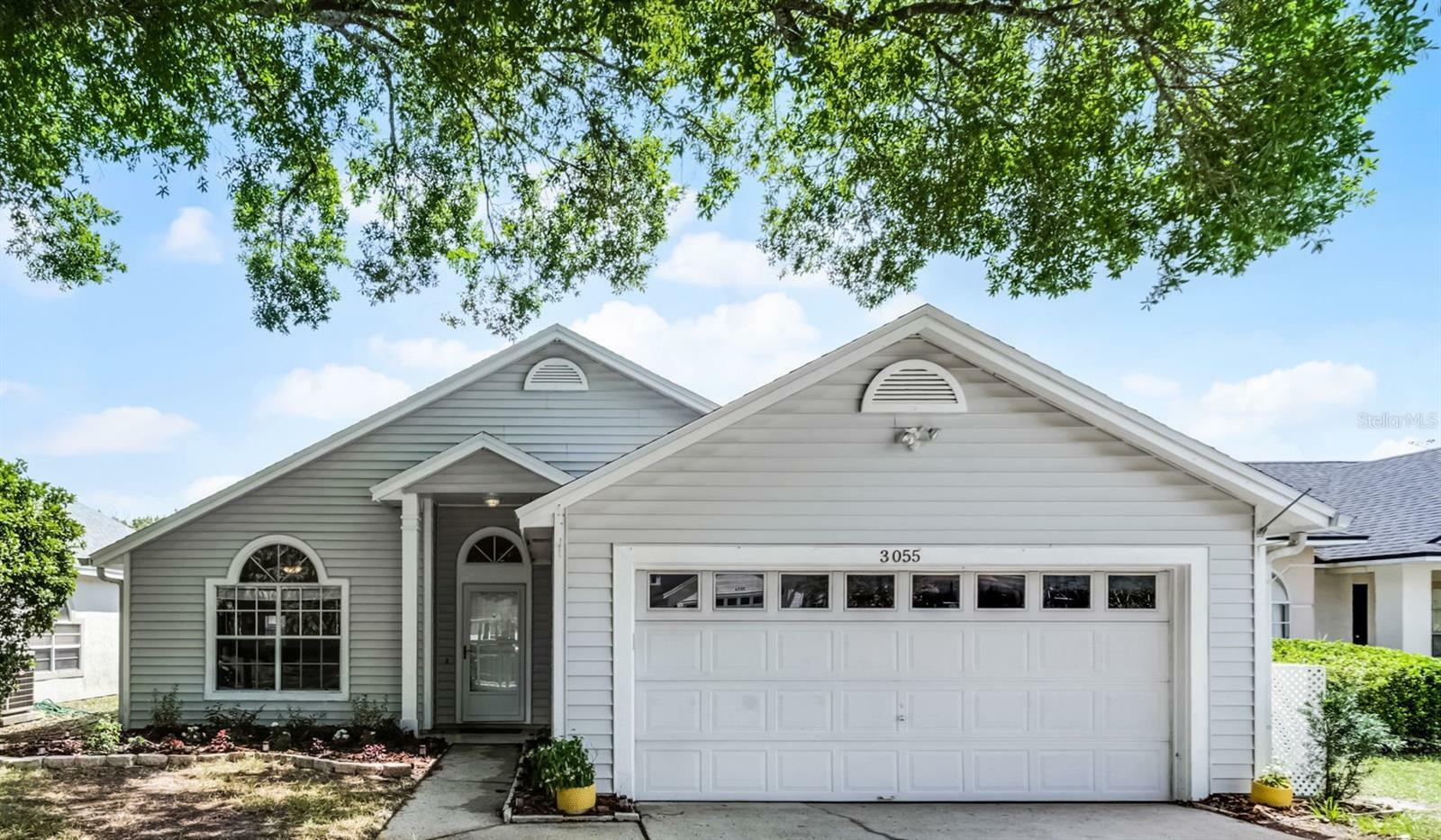 Property Photo: 3055 Dellcrest Place FL 32746