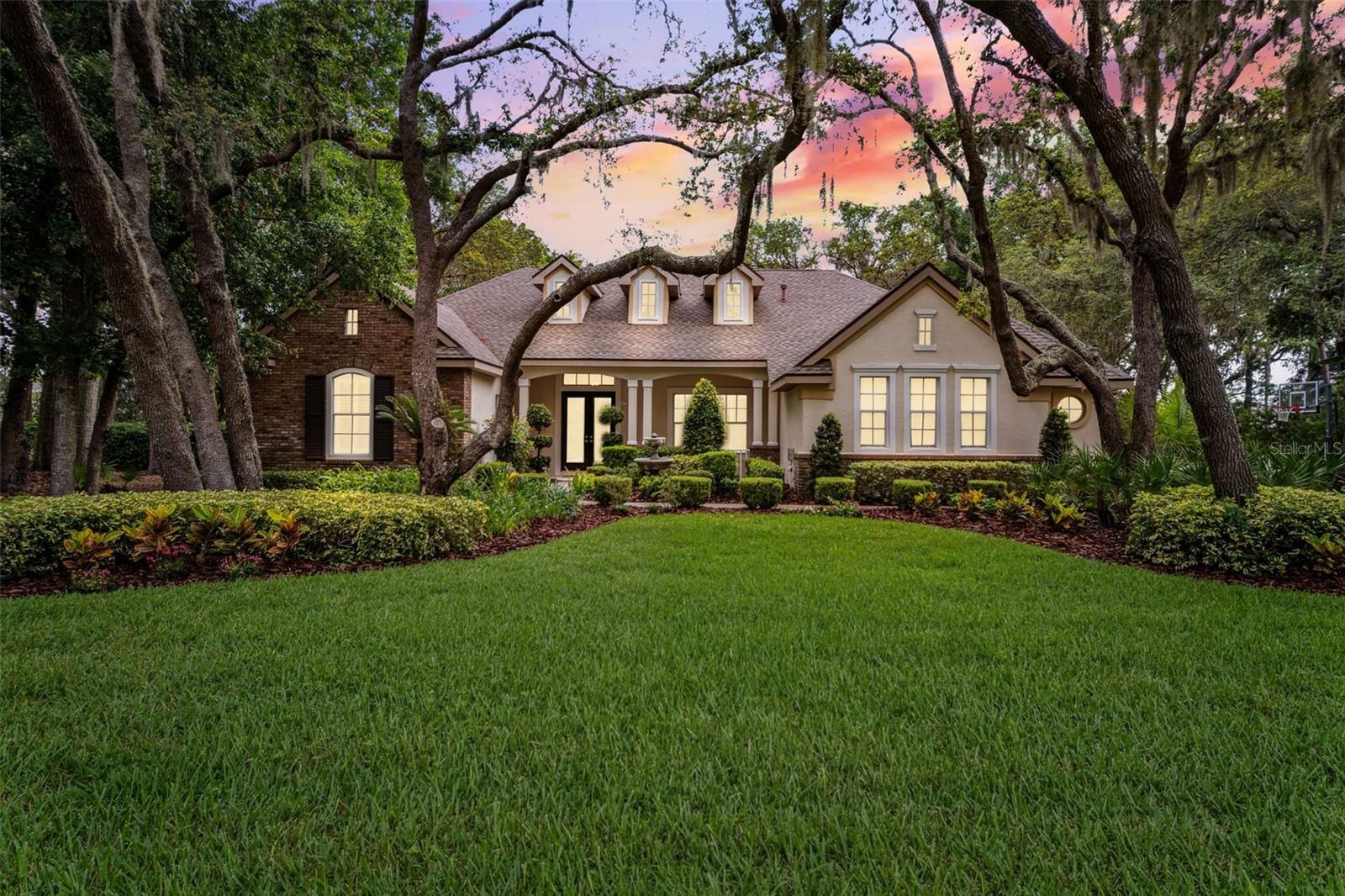 17802 Mission Oak Drive  Lithia FL 33547 photo