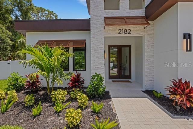 Property Photo: 2182 Wisteria Street FL 34239