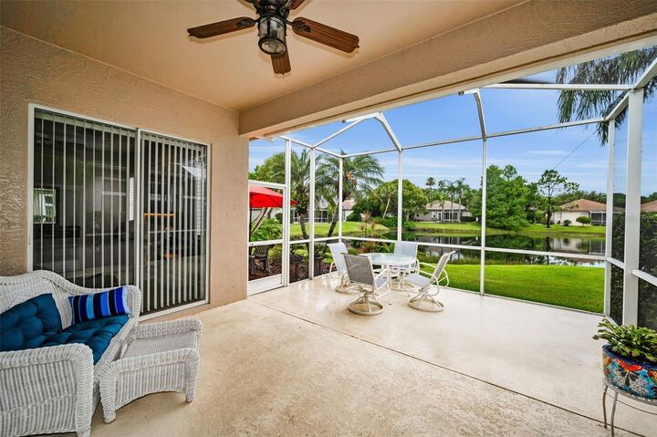 Property Photo:  1528 Riverdale Drive  FL 34677 