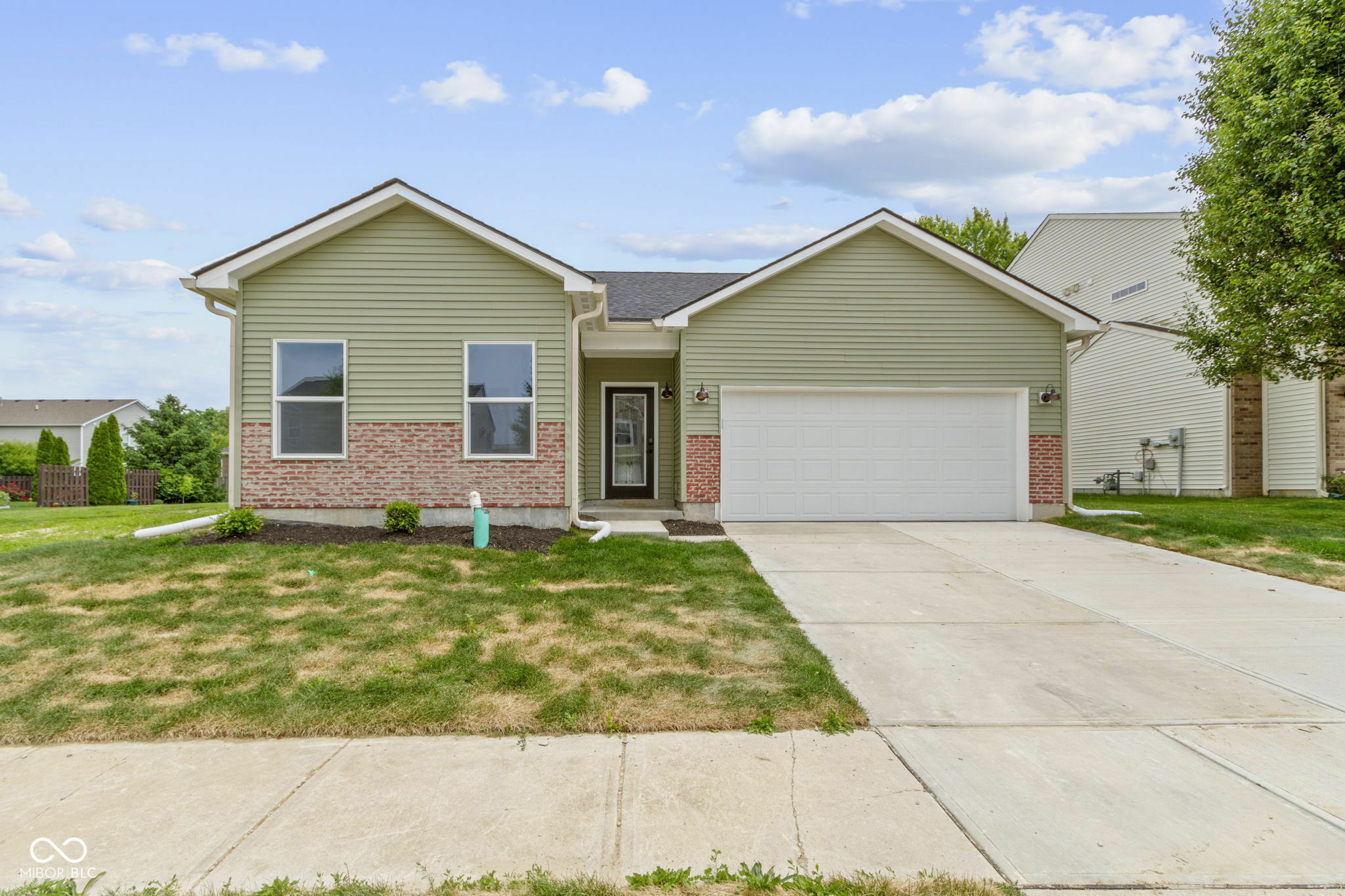 Property Photo: 8355 Fieldfare Way IN 46237