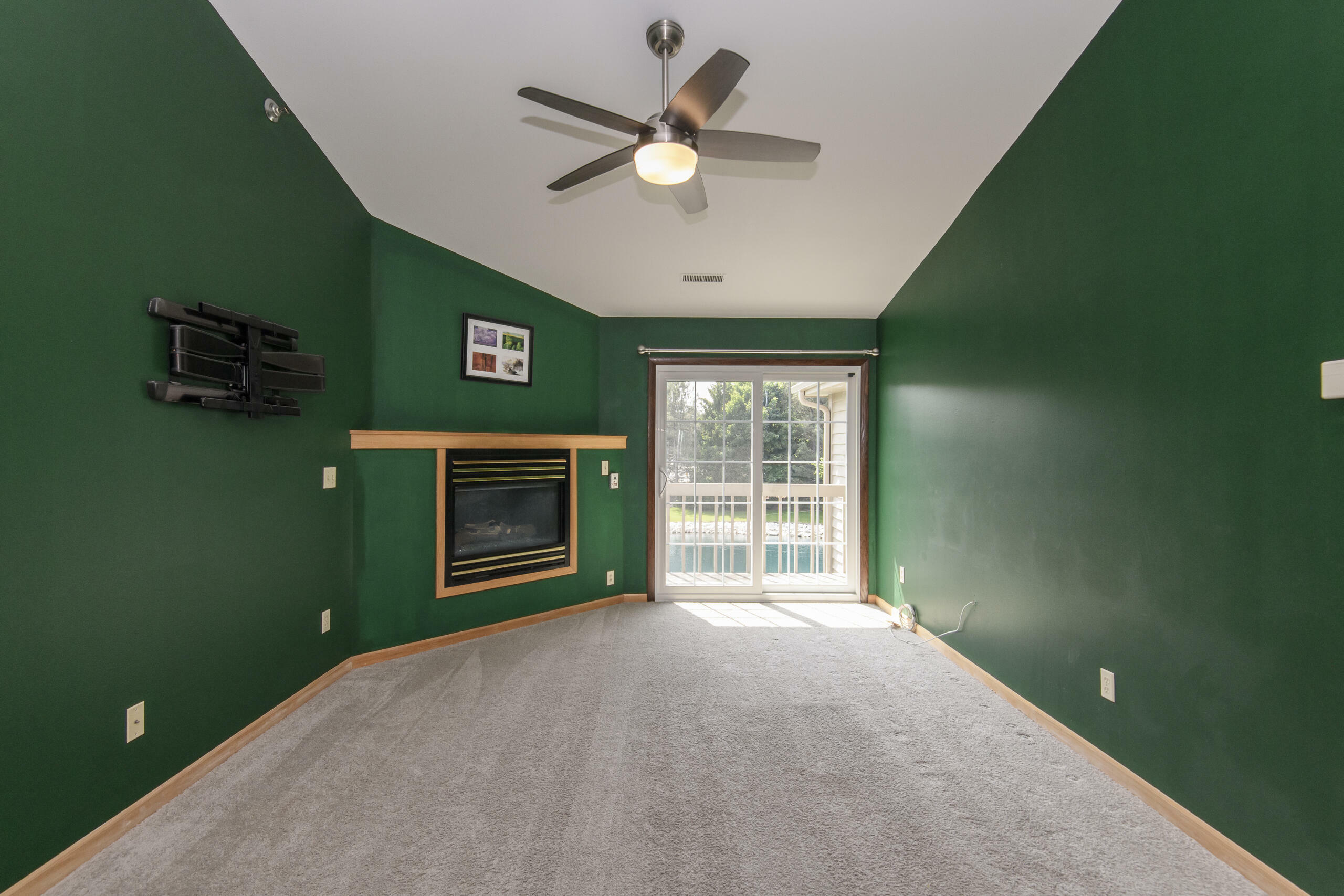 Property Photo:  18695 Brookfield Lake Ct 38  WI 53045 