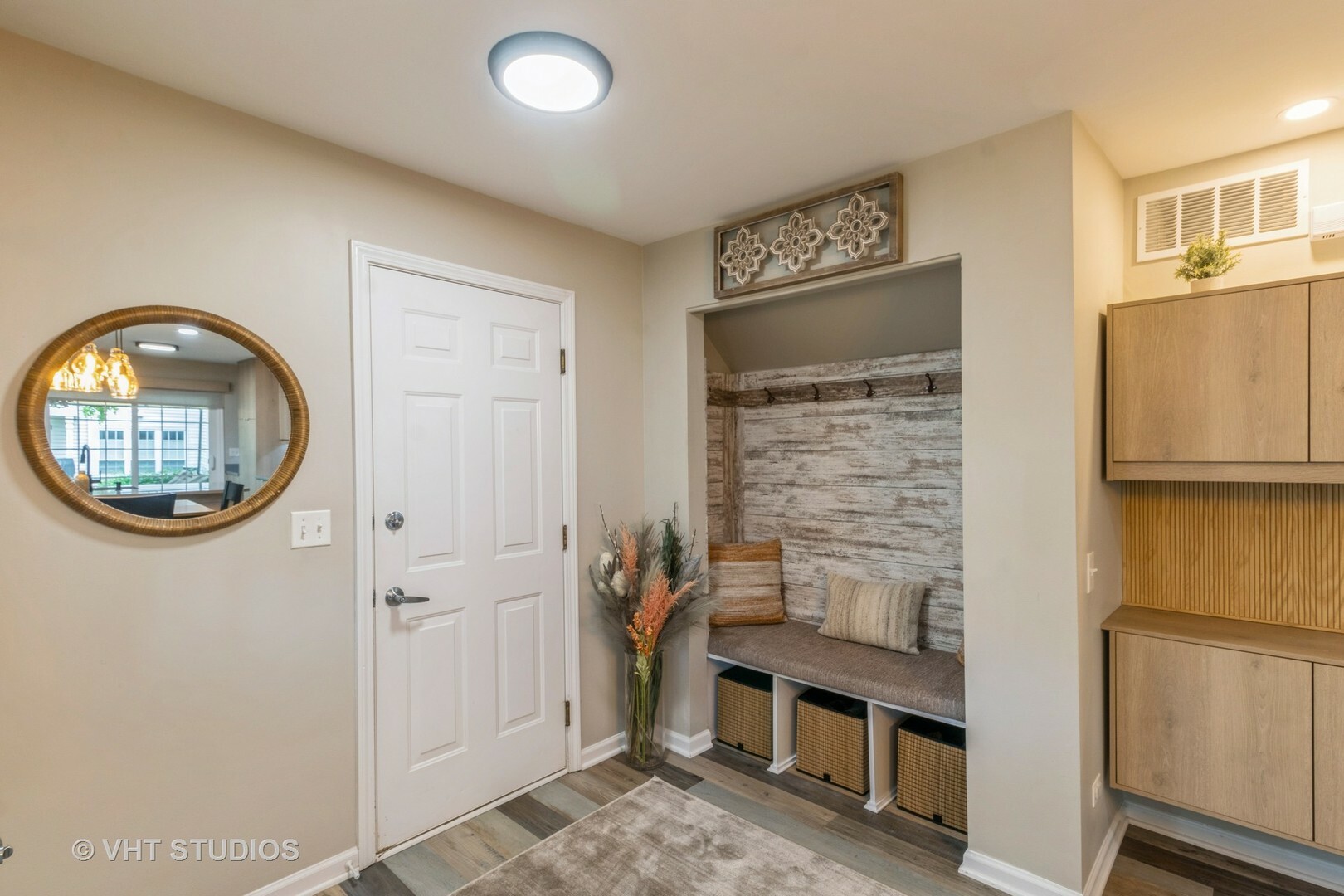 Property Photo: 400 Hill Court 0 IL 60084