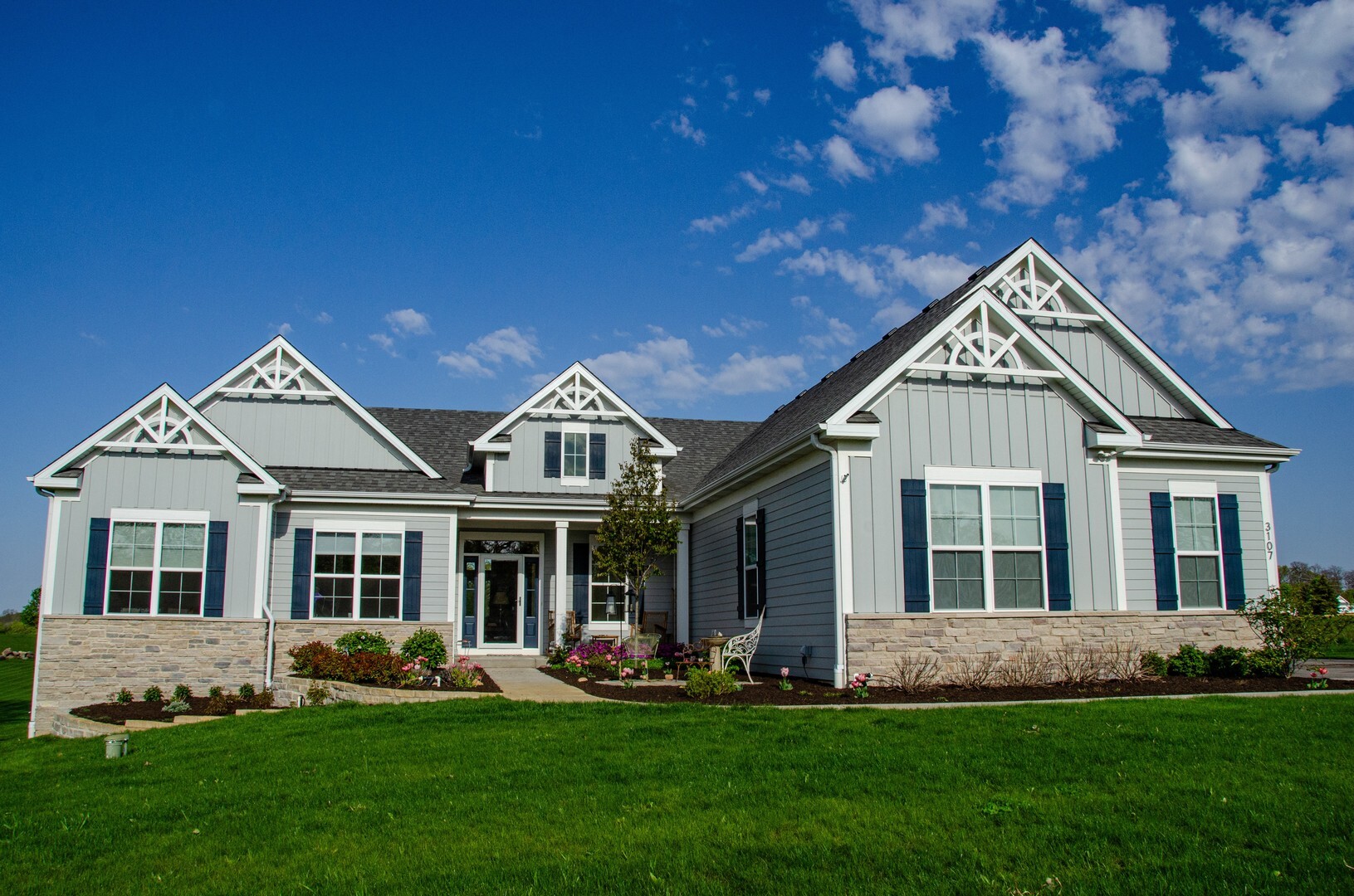Property Photo: 3107 Justen Farm Lane IL 60072