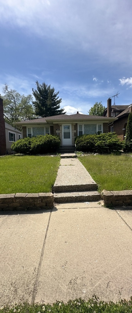 Property Photo: 109 Detroit Street IL 60409