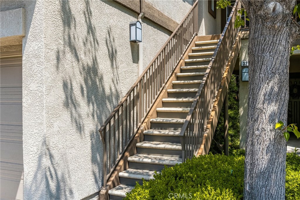 Property Photo:  335 Chaumont Circle  CA 92610 