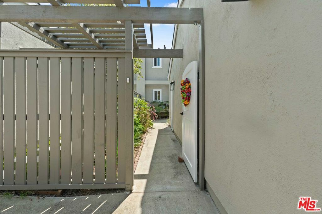 Property Photo:  7016 Little Harbor Drive  CA 92648 