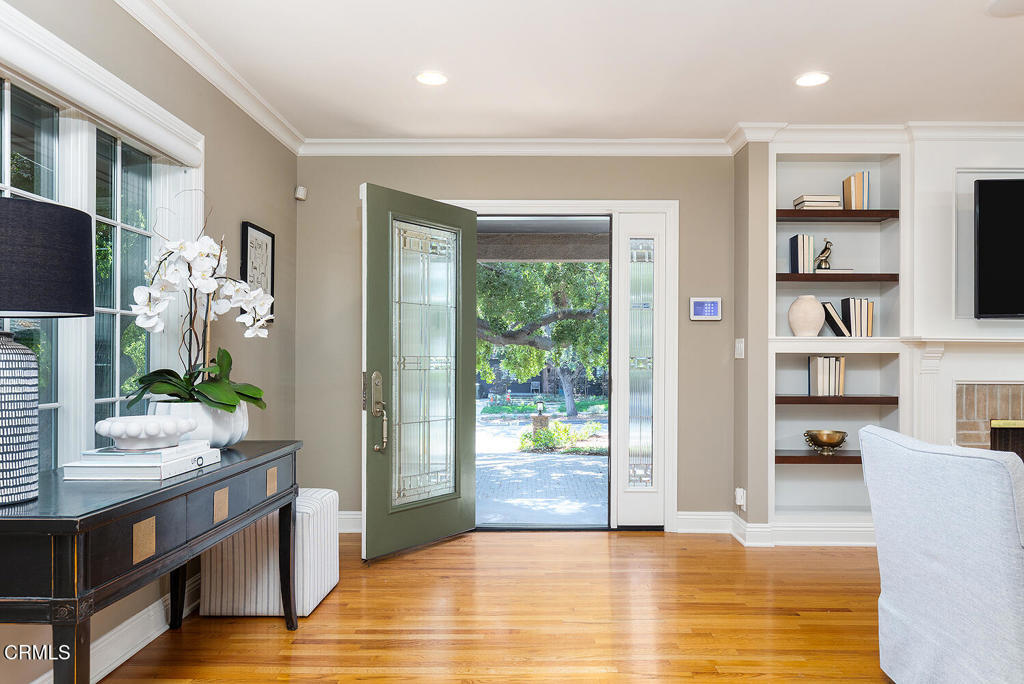 Property Photo: 502 California Terrace CA 91105