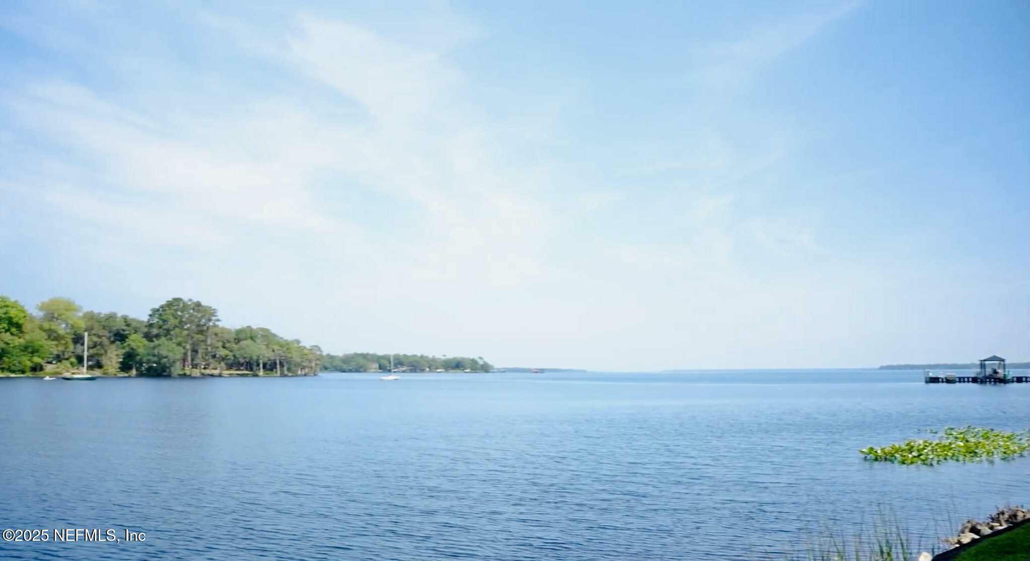 Property Photo: 114 Yacht Club FL 32043