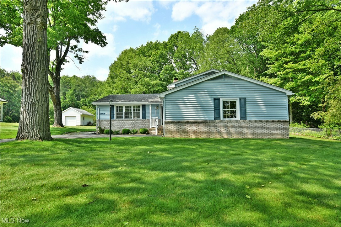 Property Photo:  6739 Stewart Sharon Road  OH 44403 
