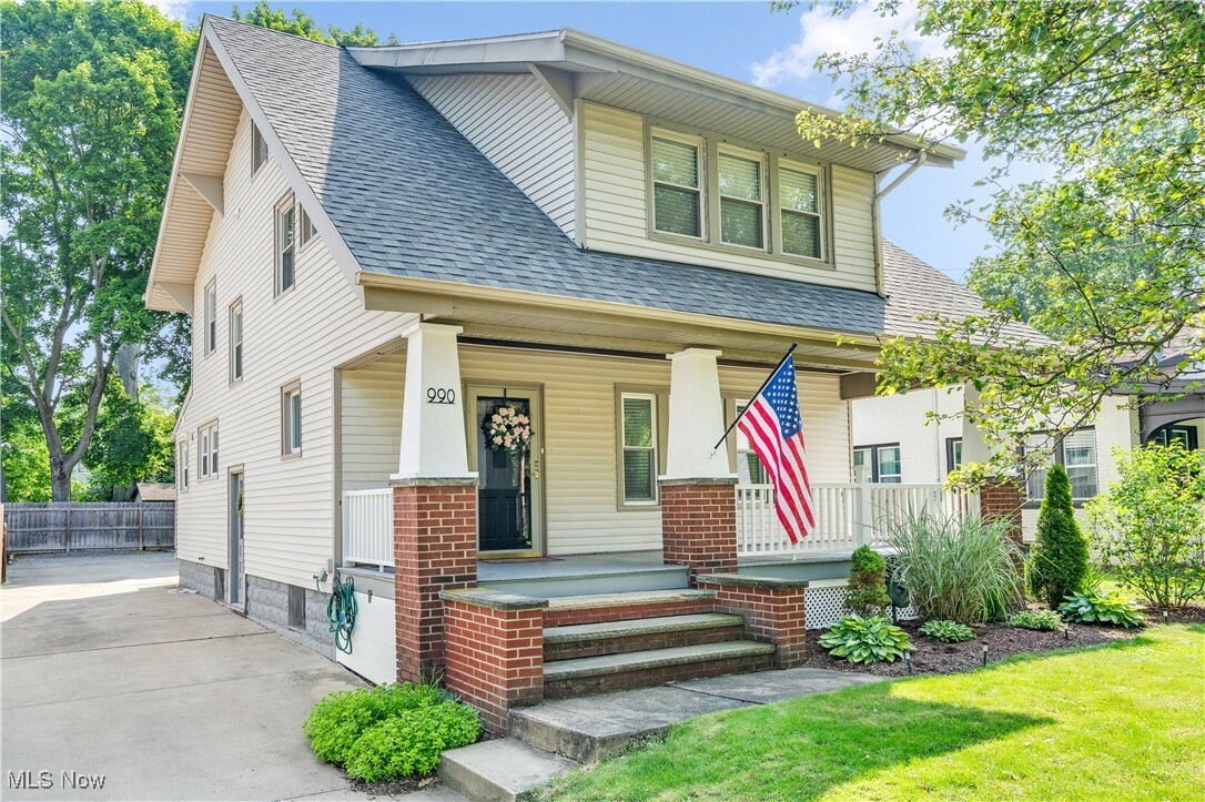 Property Photo: 990 Franklin Avenue OH 44460