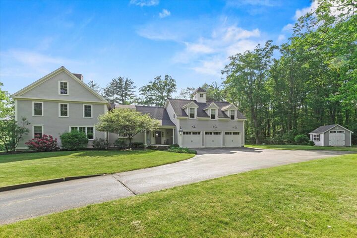 Property Photo: 7 Nathan Cutler Drive NH 03110