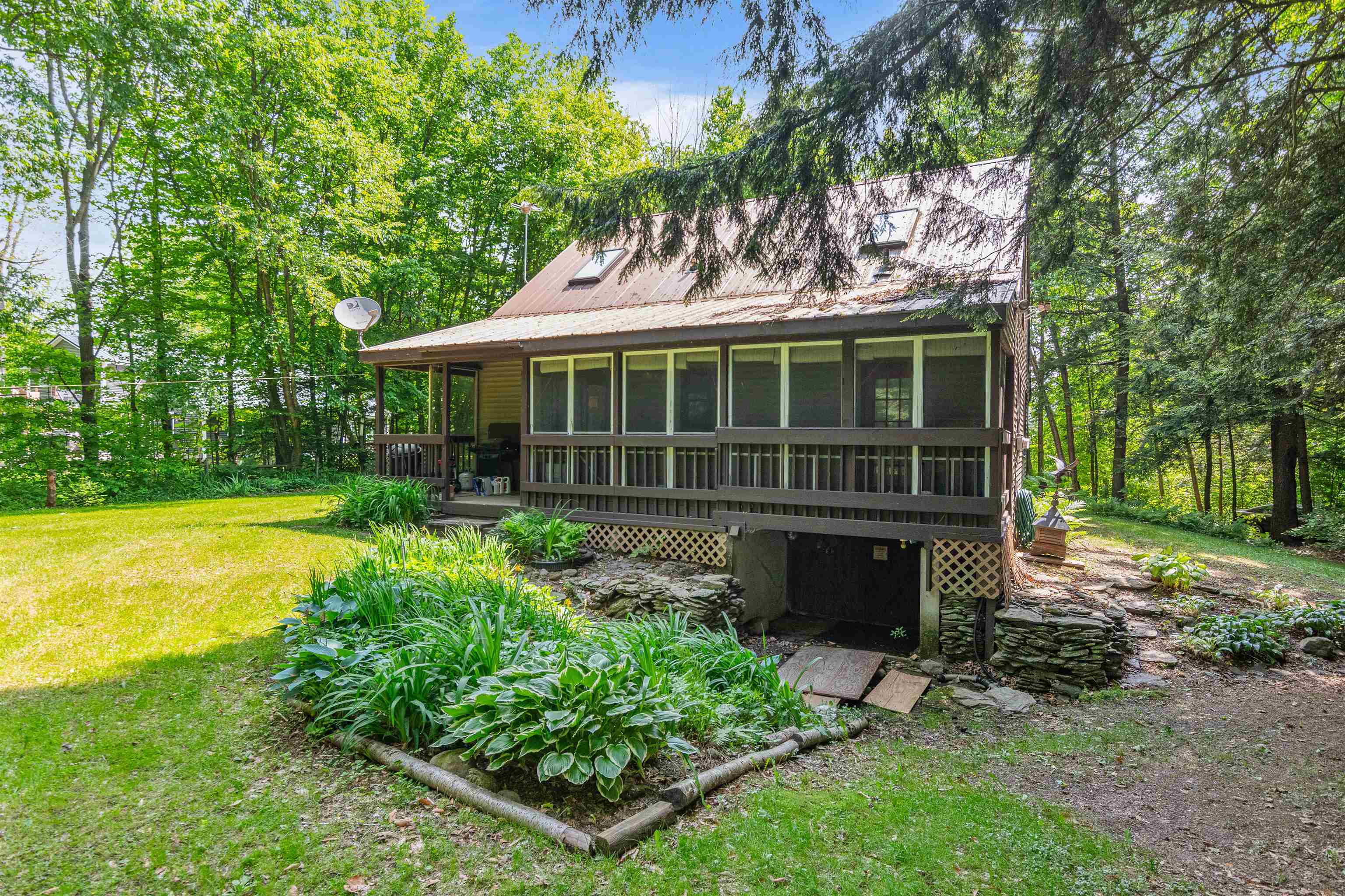 Property Photo: 408 Blackwoods Road VT 05457