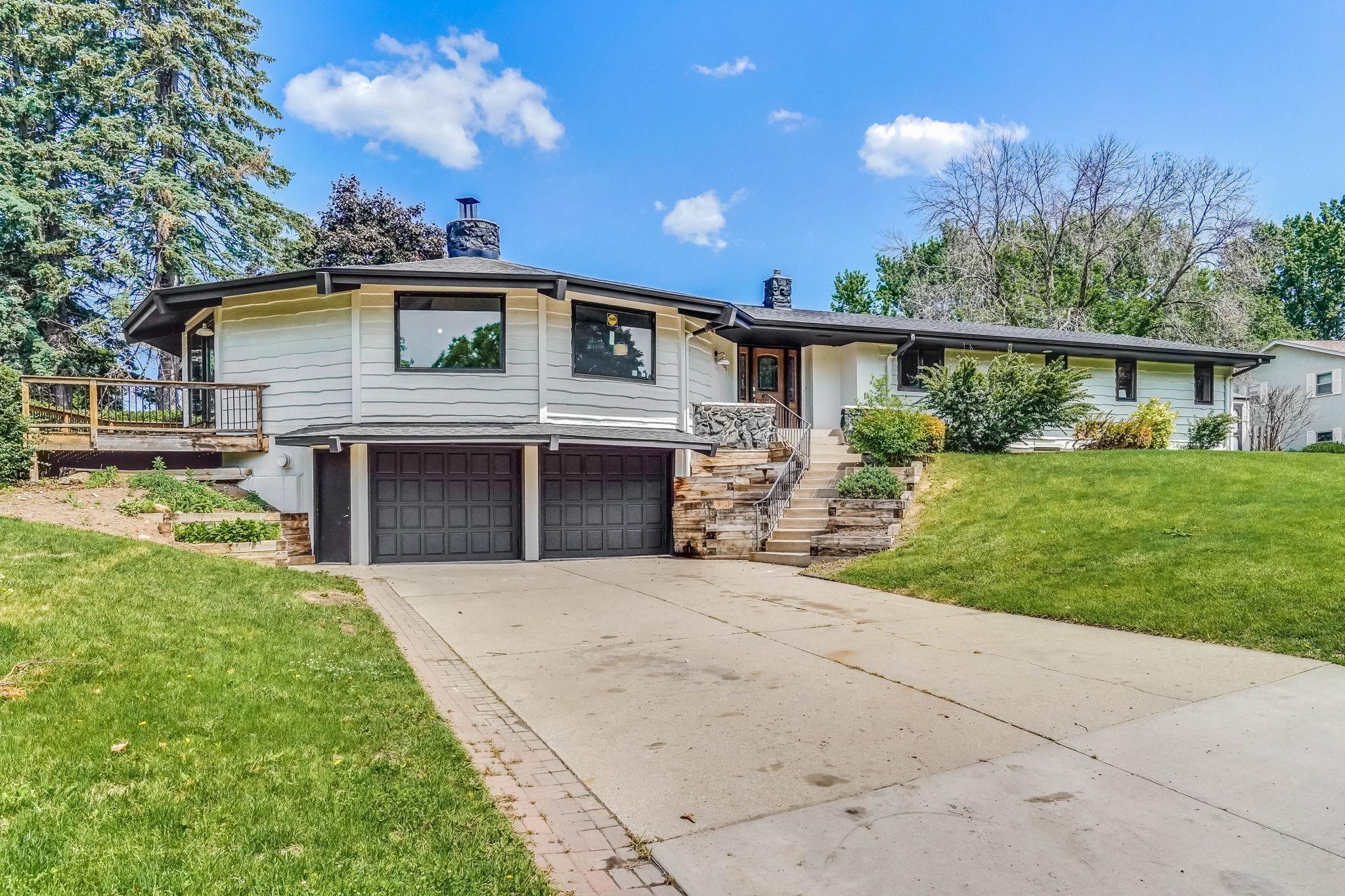 1000 Winston Circle  Mendota Heights MN 55118 photo