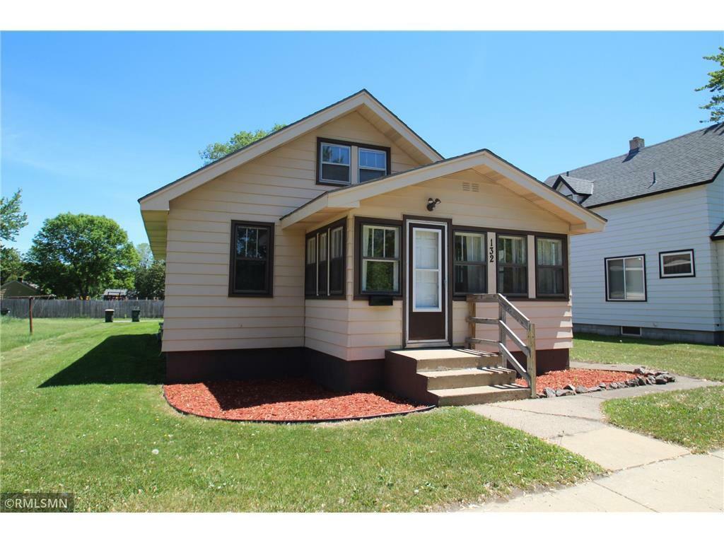 Property Photo:  132 4th Avenue N  MN 56387 