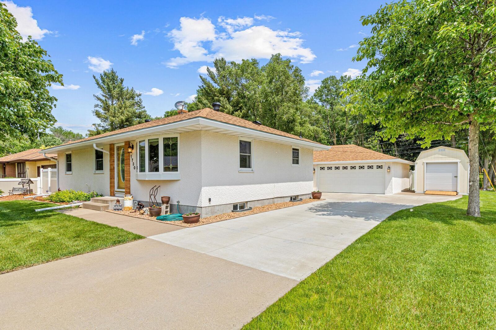 Property Photo: 1730 Atlantic Street MN 55109