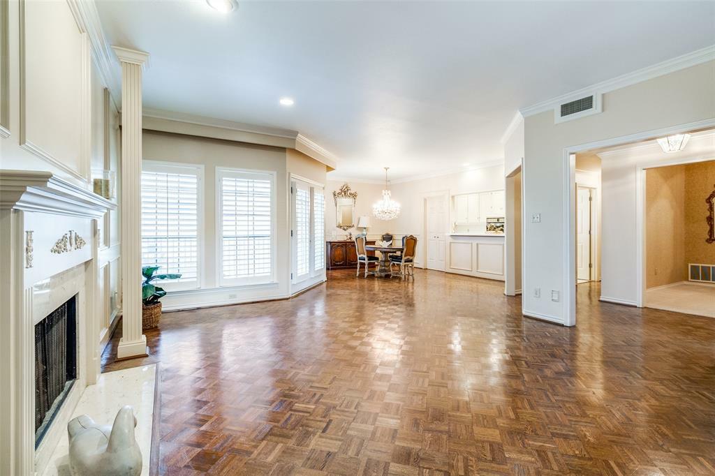 Property Photo: 6025 Hillcrest Avenue C2 TX 75205