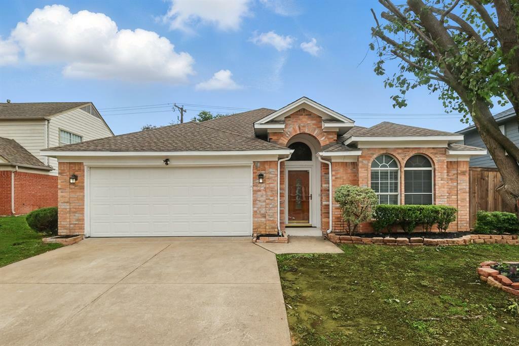 Property Photo:  3220 Steamboat Drive  TX 76123 