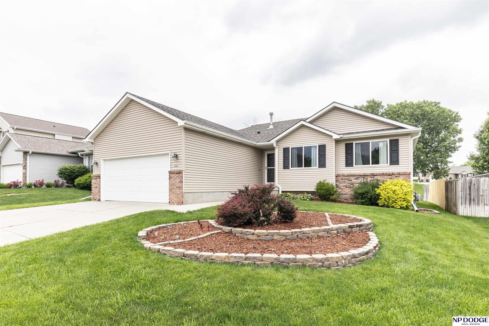Property Photo:  1921 NW 46th Street  NE 68528 